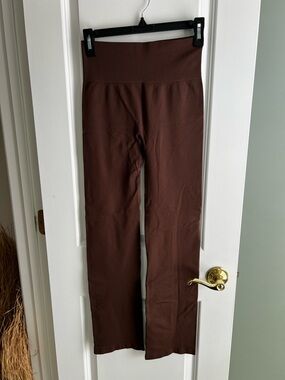 High-Waist Straight Leg Brown Yoga Pants